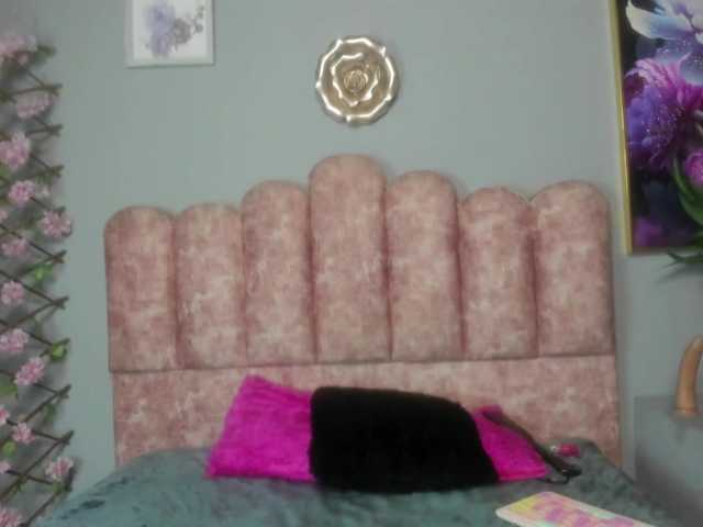 Auraexotic's BongaCams show and profile