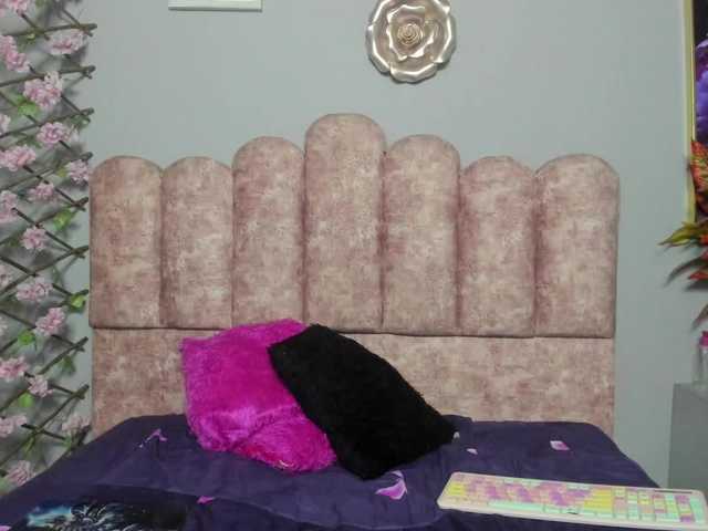 Auraexotic's BongaCams show and profile