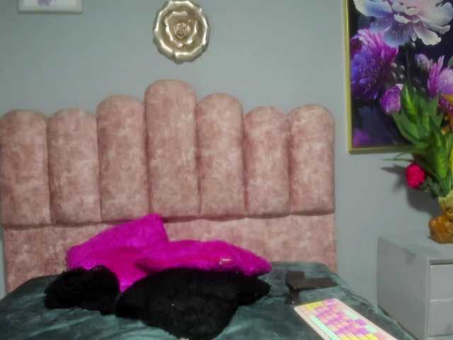 Auraexotic's BongaCams show and profile