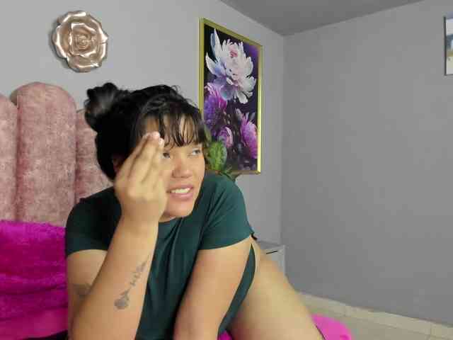 Auraexotic Live Webcam on BongaCams