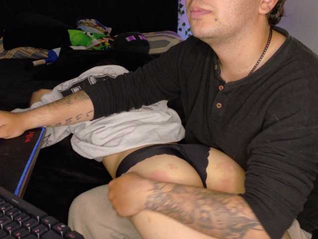 Conor-Taylor-Off's BongaCams show and profile