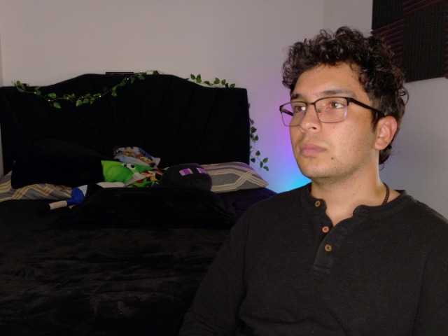 Conor-Taylor-Off's BongaCams show and profile