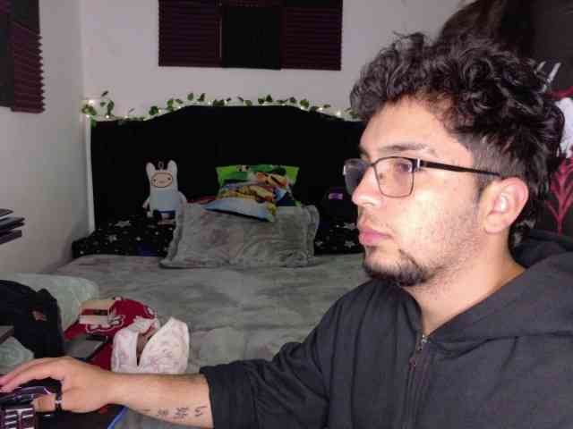 Conor-Taylor-Off webcam