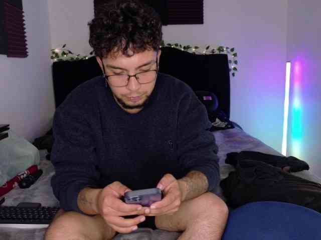 Conor-Taylor-Off webcam