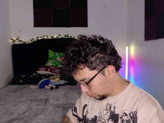 Conor-Taylor-Off webcam