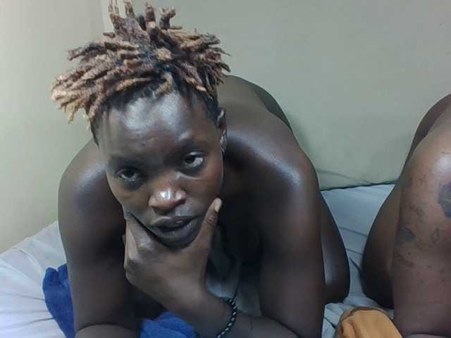 Barbies-girles's BongaCams show and profile