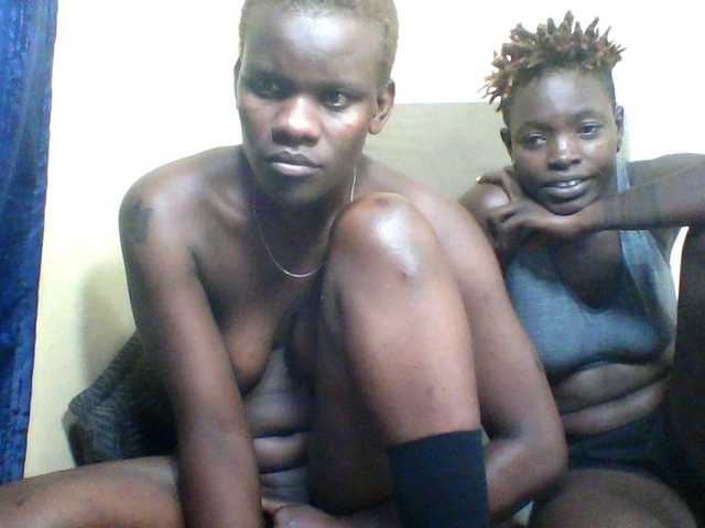 Barbies-girles's BongaCams show and profile