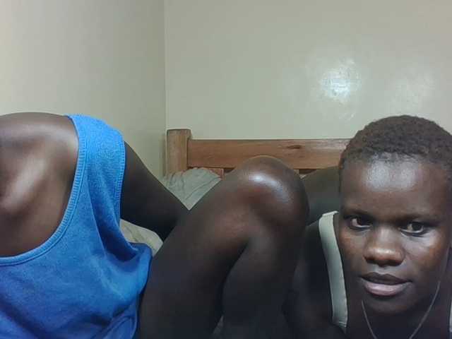 Barbies-girles's BongaCams show and profile