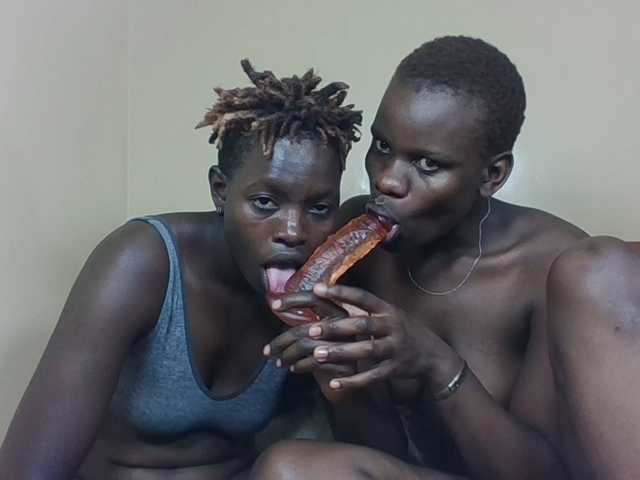 Barbies-girles's BongaCams show and profile