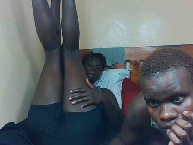 Barbies-girles Live Webcam on BongaCams