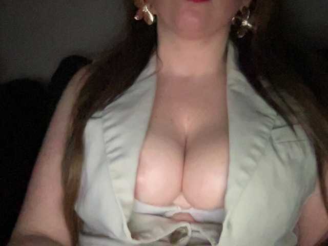 Djelina940's BongaCams show and profile