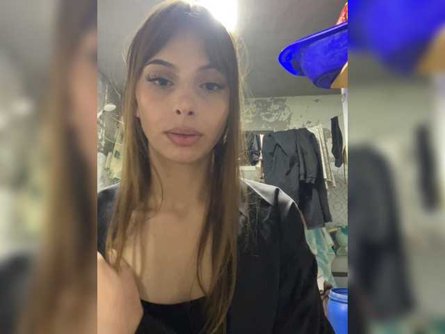 Vik-98 – webcam model profile photo