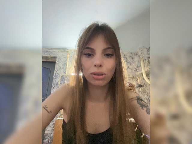 Vik-98 – webcam model profile photo