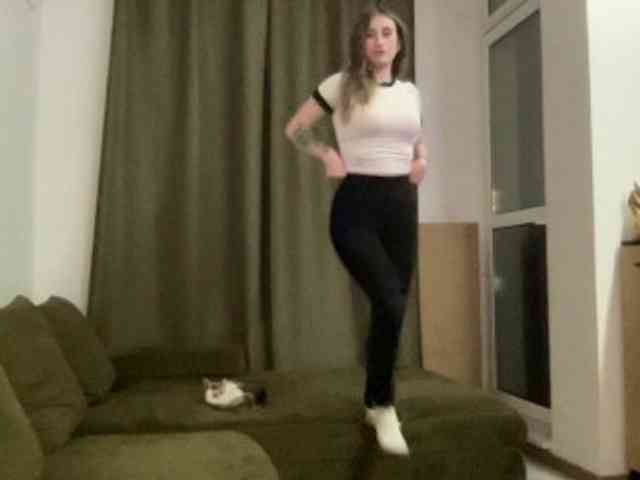 Walkiria19 Live Webcam on BongaCams