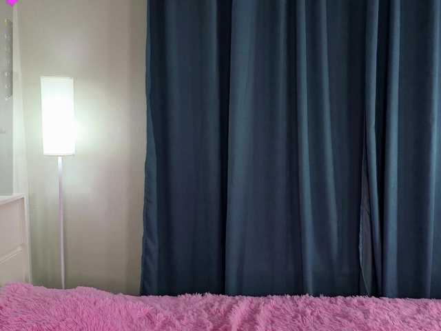 imemma's BongaCams show and profile