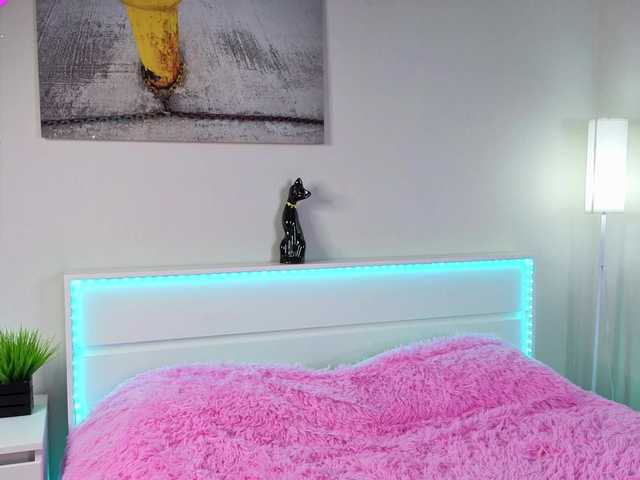 imemma's BongaCams show and profile