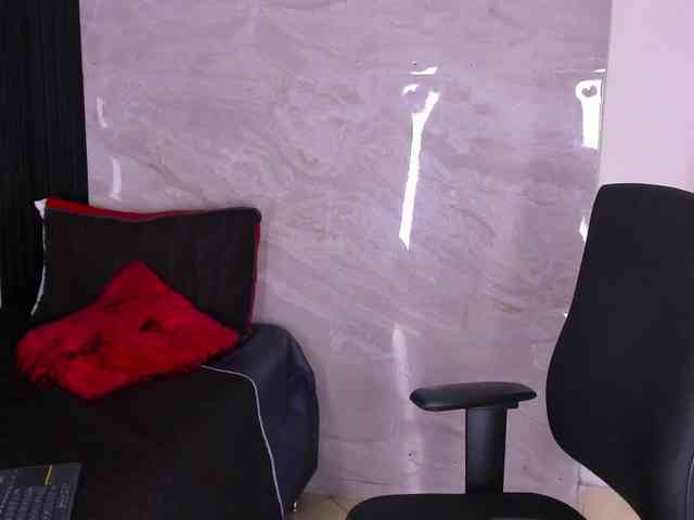 Axel-Bigcock Axel-Bigcock