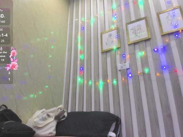 Zoecooper's BongaCams show and profile