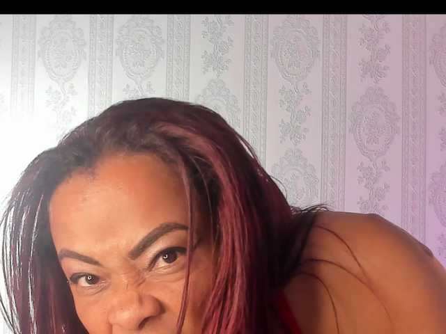 AliceHurlimann's BongaCams show and profile