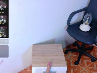 Mia-Anderson Porn Show