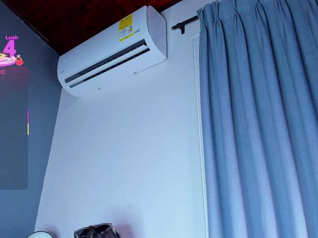 Mia-Anderson's BongaCams show and profile