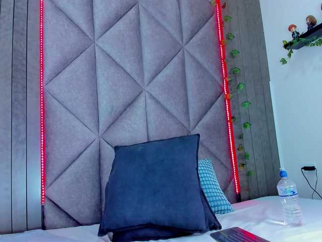 Mia-Anderson's BongaCams show and profile