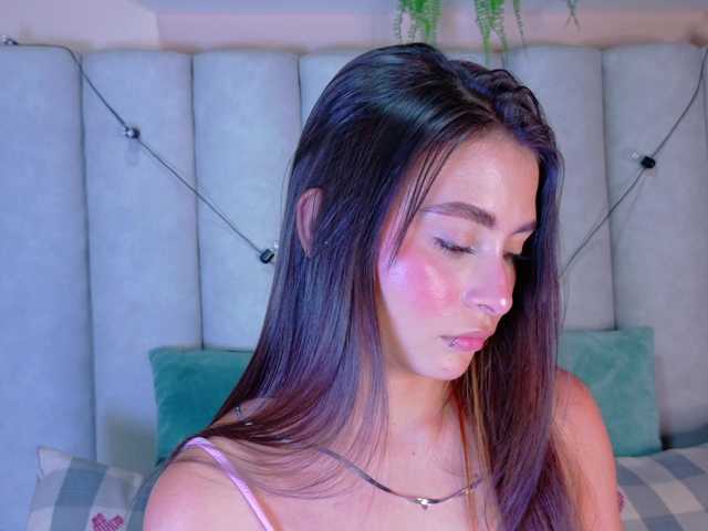 Mia-Anderson's BongaCams show and profile