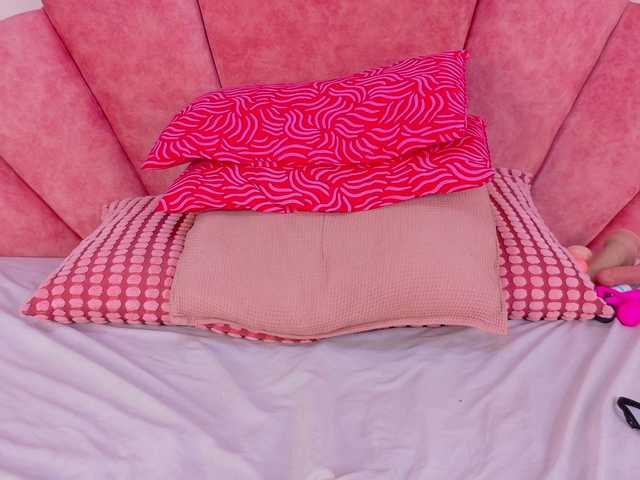 Mia-Anderson's BongaCams show and profile