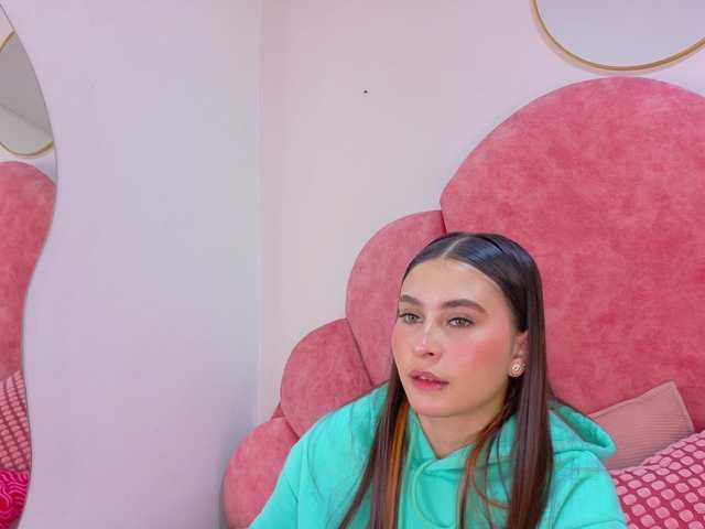 Mia-Anderson's BongaCams show and profile