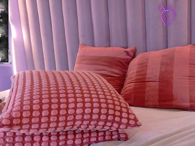 Mia-Anderson's BongaCams show and profile