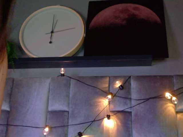 Mia-Anderson's BongaCams show and profile