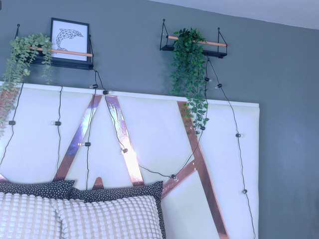 Mia-Anderson's BongaCams show and profile