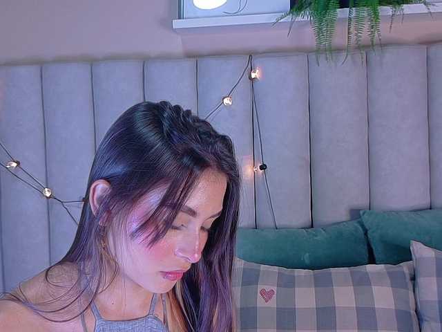 Mia-Anderson's BongaCams show and profile