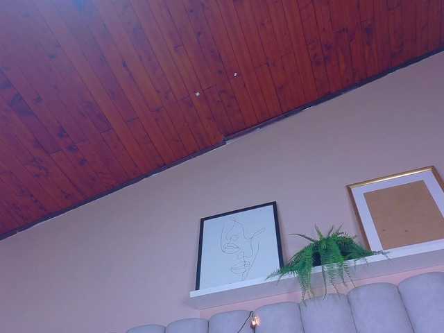 Mia-Anderson's BongaCams show and profile