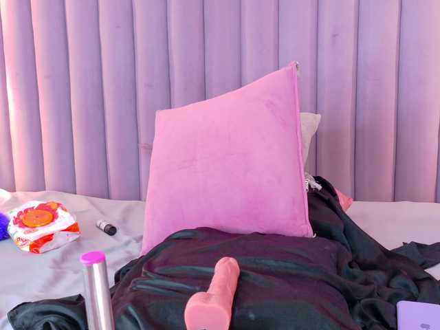 Mia-Anderson's BongaCams show and profile