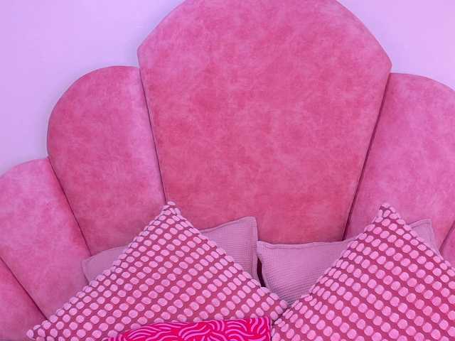 Mia-Anderson's BongaCams show and profile