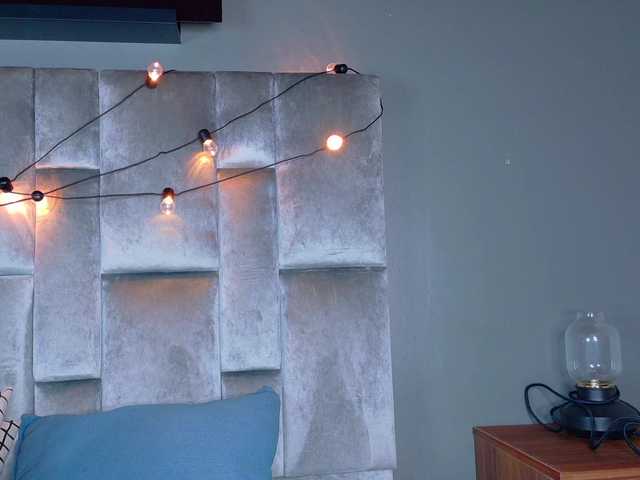 Mia-Anderson's BongaCams show and profile