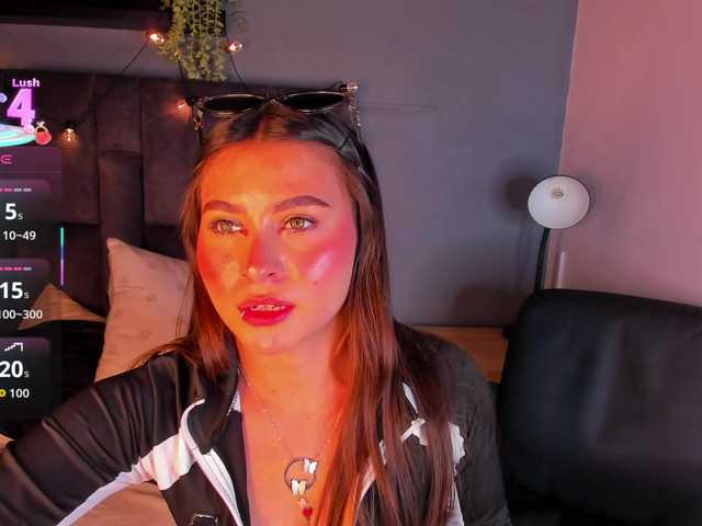 Mia-Anderson – webcam model profile photo