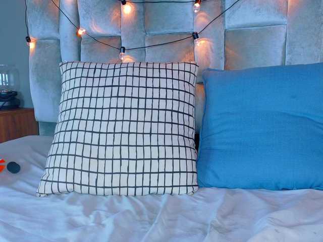 Mia-Anderson's BongaCams show and profile