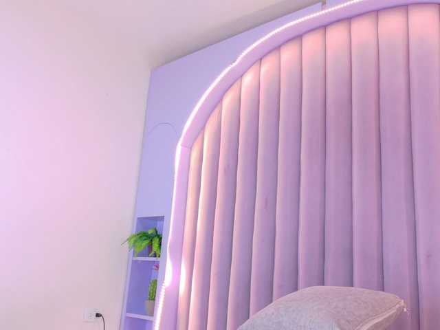 Mia-Anderson's BongaCams show and profile