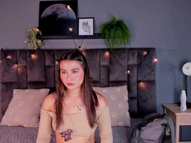 Mia-Anderson's BongaCams show and profile