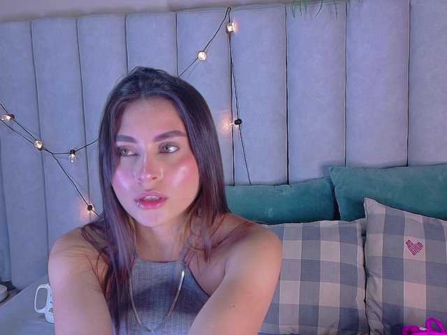 Mia-Anderson's BongaCams show and profile
