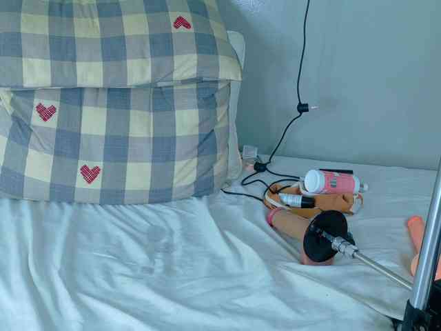 Mia-Anderson Live Webcam on BongaCams