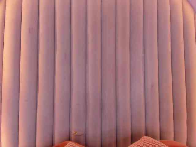 Mia-Anderson Mia-Anderson