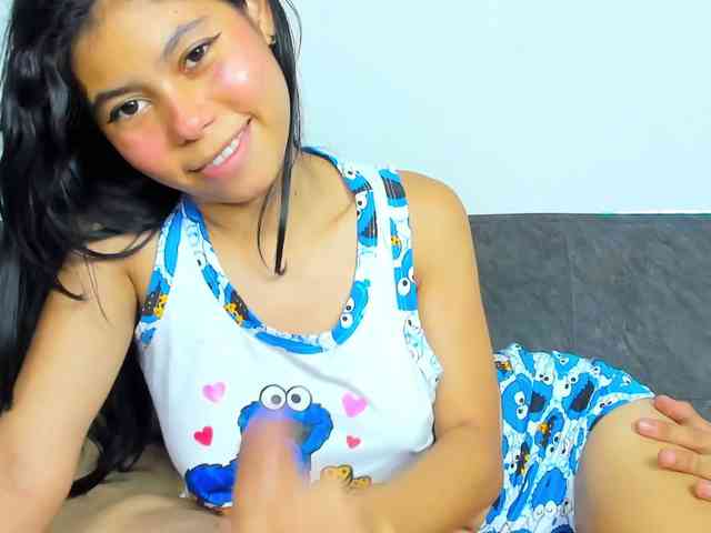 LittleCuteVaneessa webcam