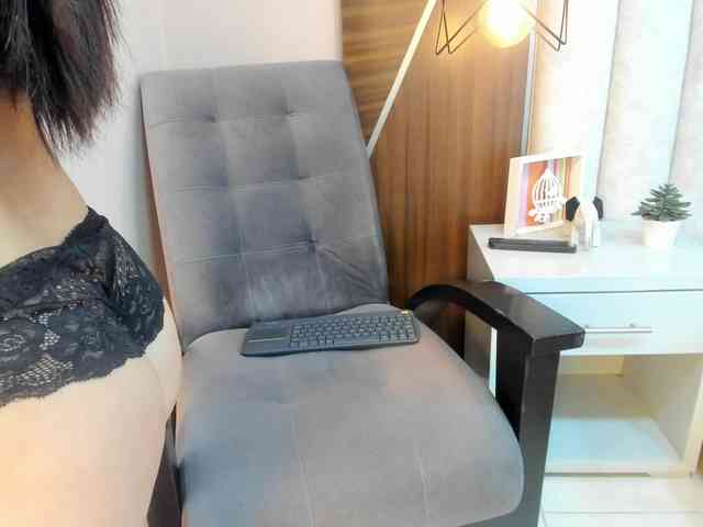 Abigail-Blaze webcam