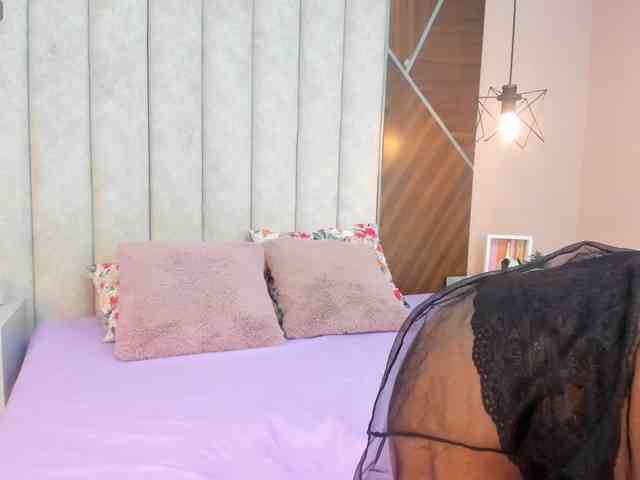 Abigail-Blaze webcam