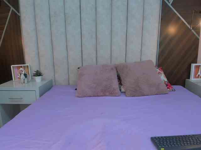 Abigail-Blaze webcam