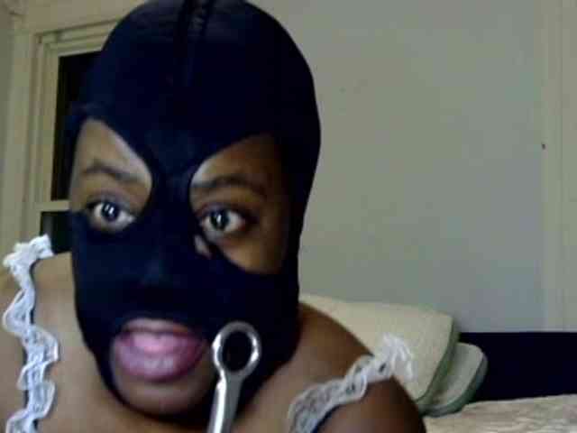 Maskedprincess25 webcam