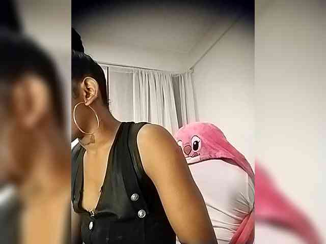 KloeDollHottt Live Webcam on BongaCams